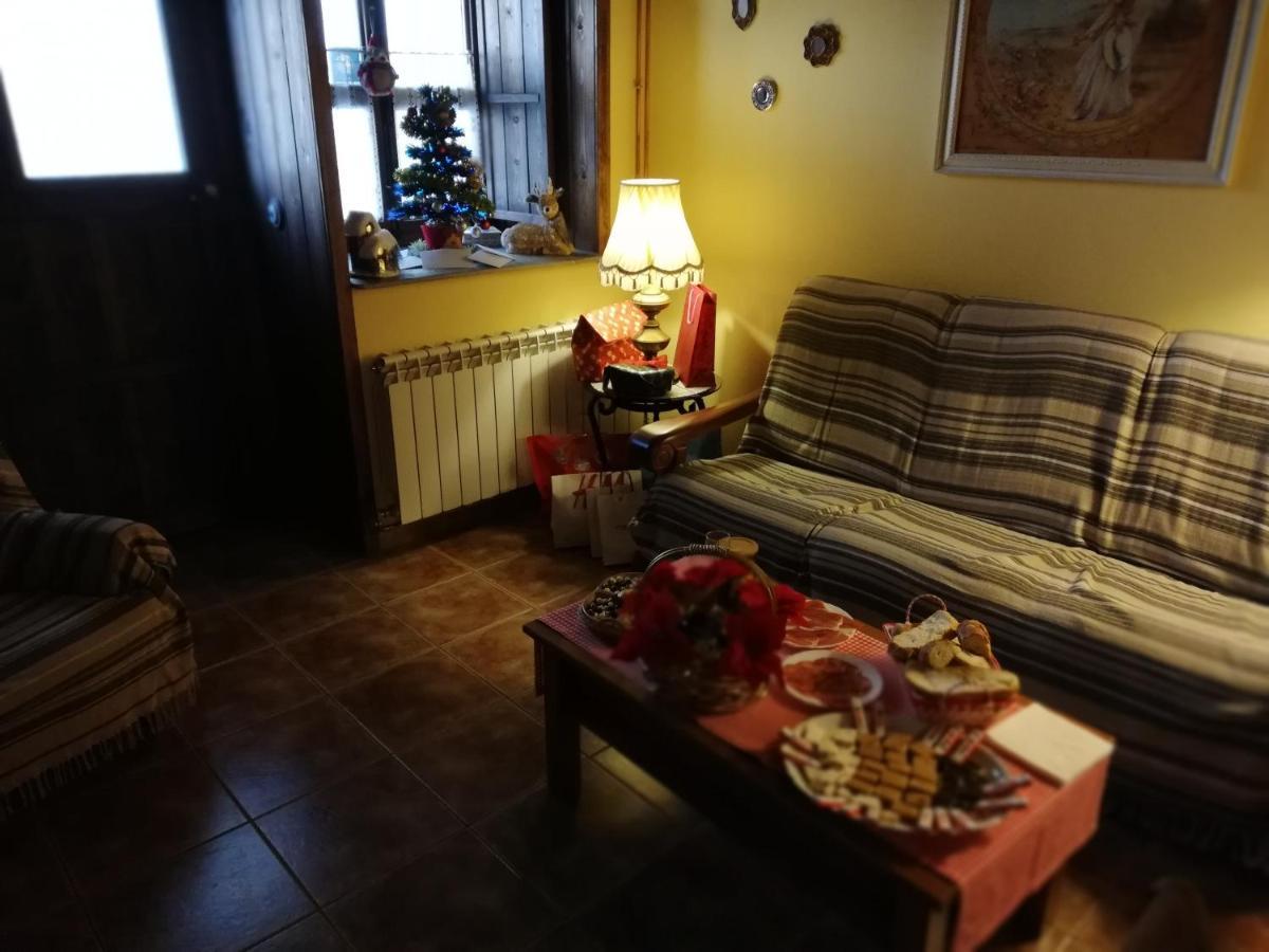 منزل الضيف Manzanedo de Valdueza  في Casa Bell المظهر الخارجي الصورة