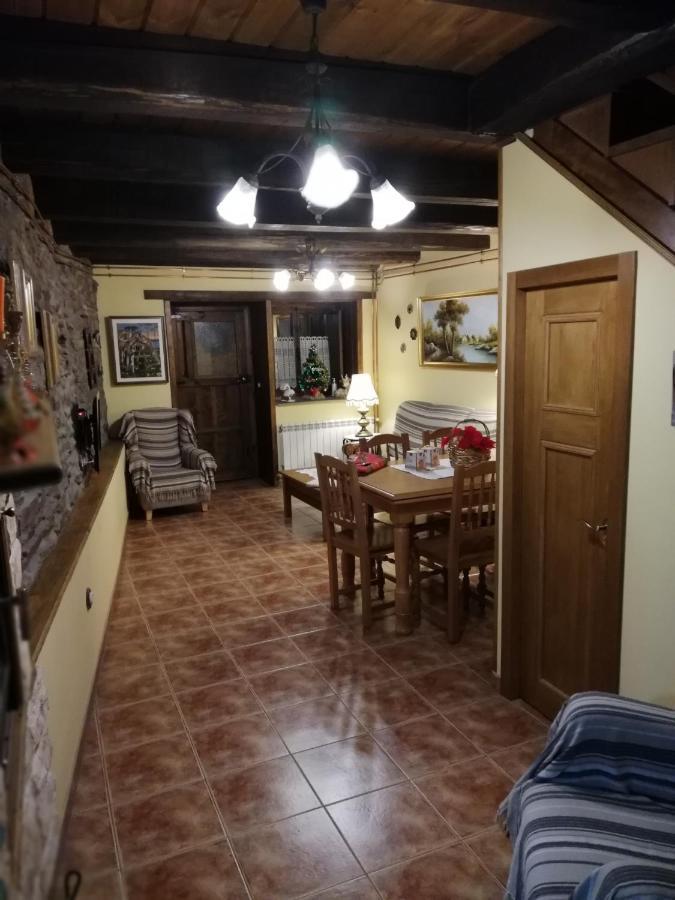 منزل الضيف Manzanedo de Valdueza  في Casa Bell المظهر الخارجي الصورة
